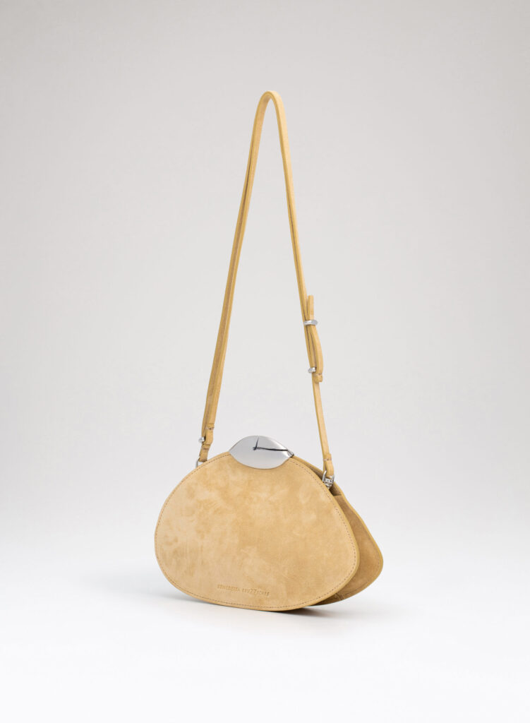 SS25089106_BELLE-DE-JOUR_Love-